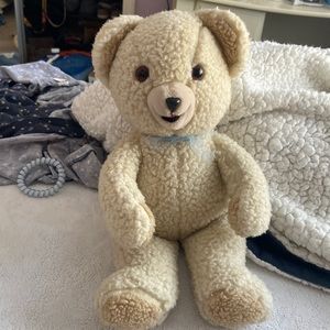 1986 Snuggle Bear